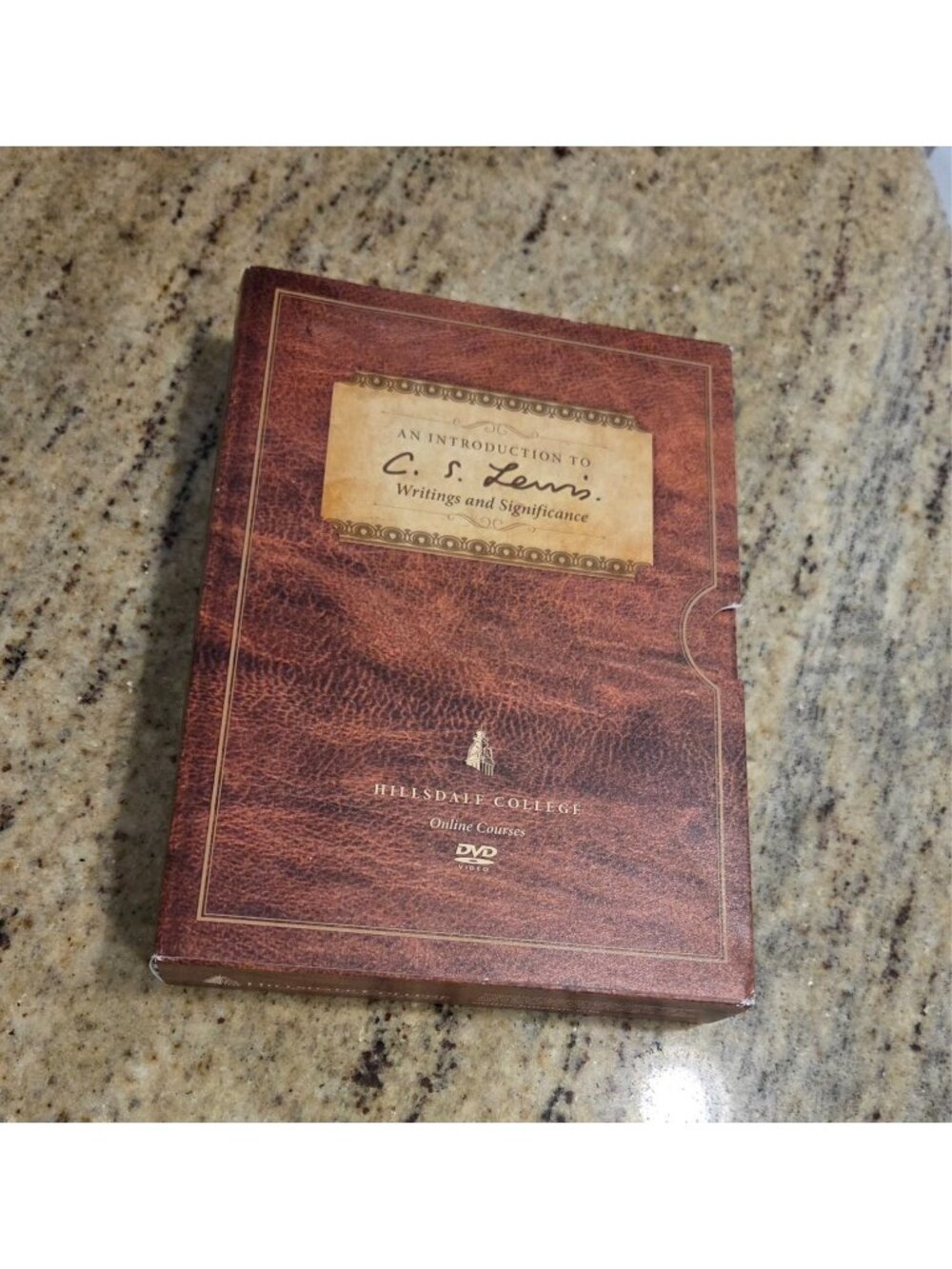 An Introduction to C. S. Lewis Writings & Significance (Hillsdale College 5 DVD)